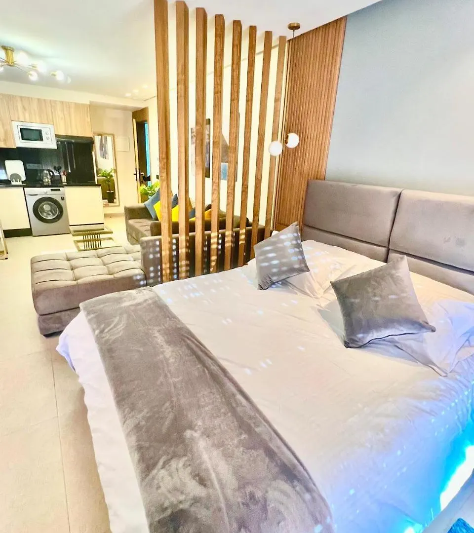 Studio 08 Maarif - High Speed Wi-Fi Casa Blanca 0*,  Marruecos